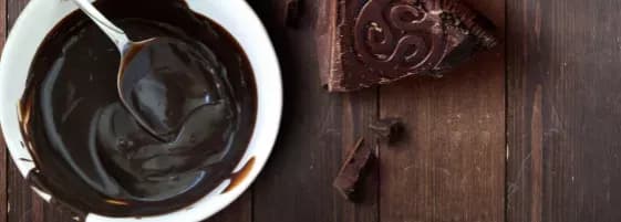 Jak zrobić sos czekoladowy z czekolady - proste przepisy i porady